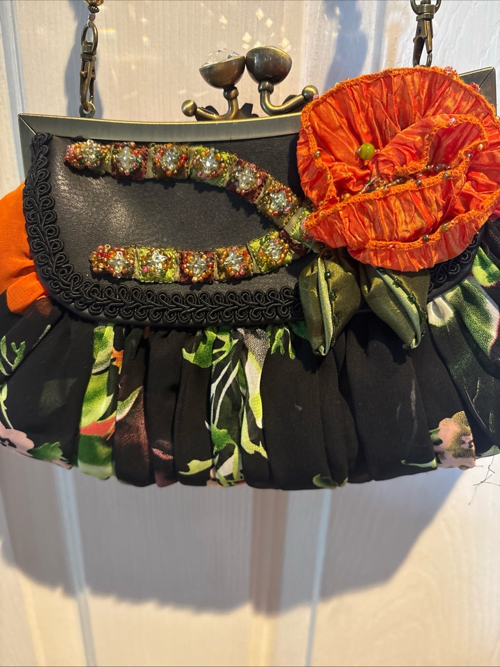 Mary Frances Red Green Multicolor Floral Beaded Strap Clutch - Picture 14 of 14